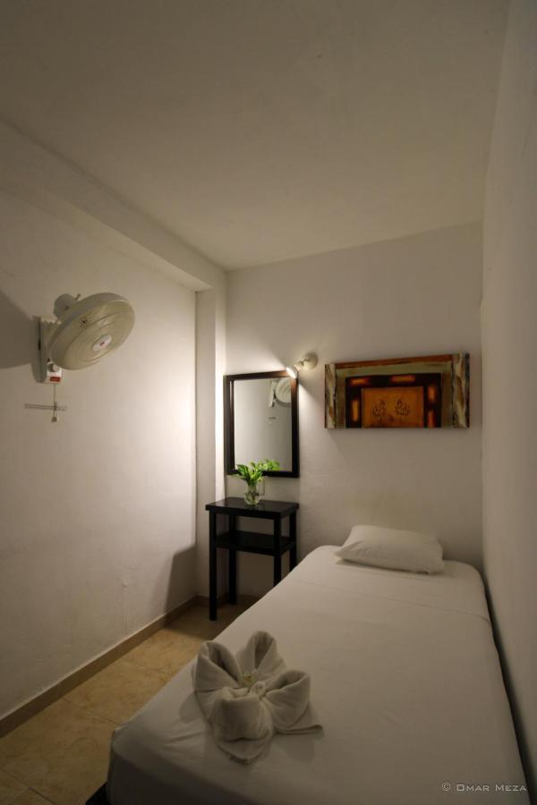 Hostal Gayser Valladolid  Extérieur photo