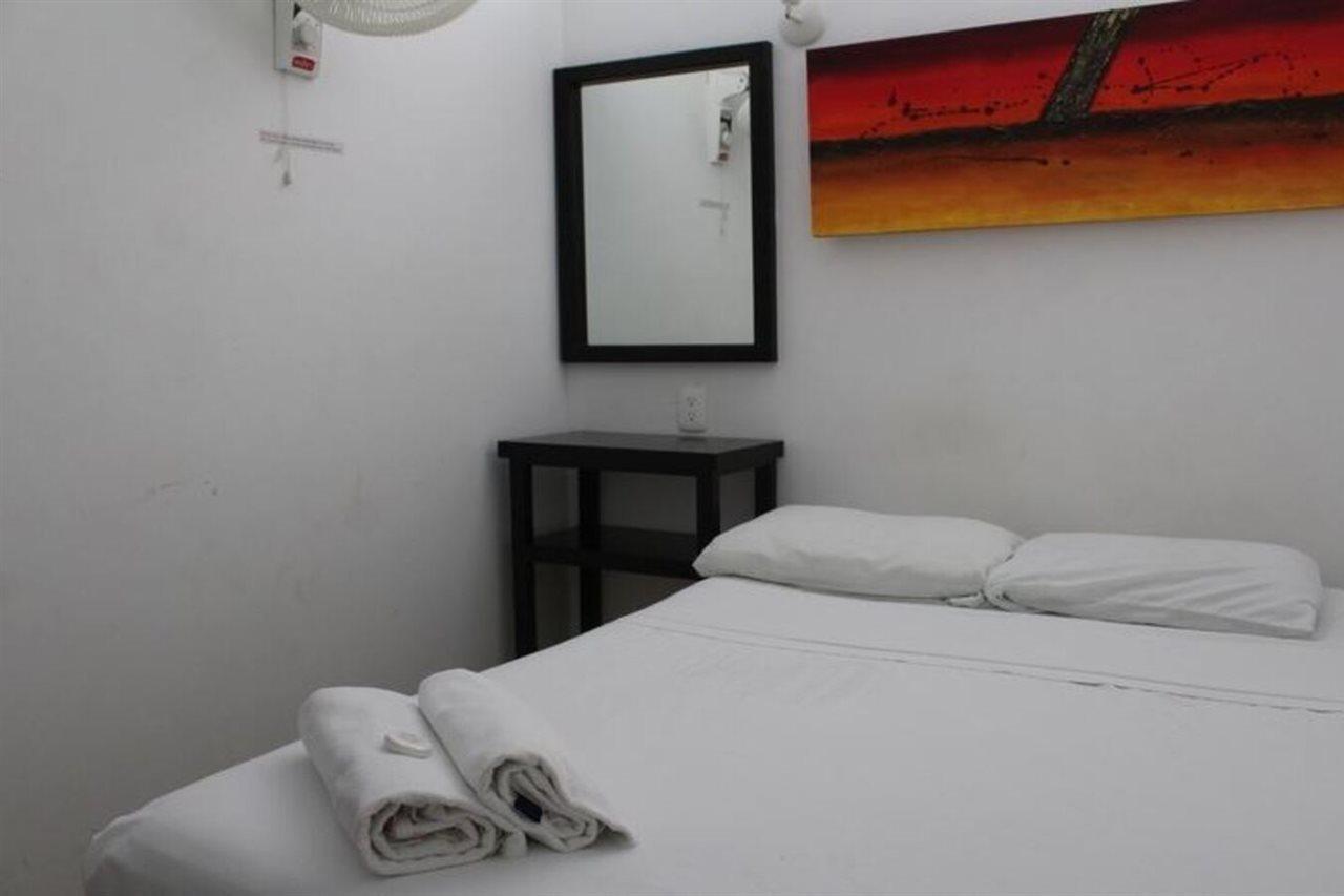 Hostal Gayser Valladolid  Extérieur photo
